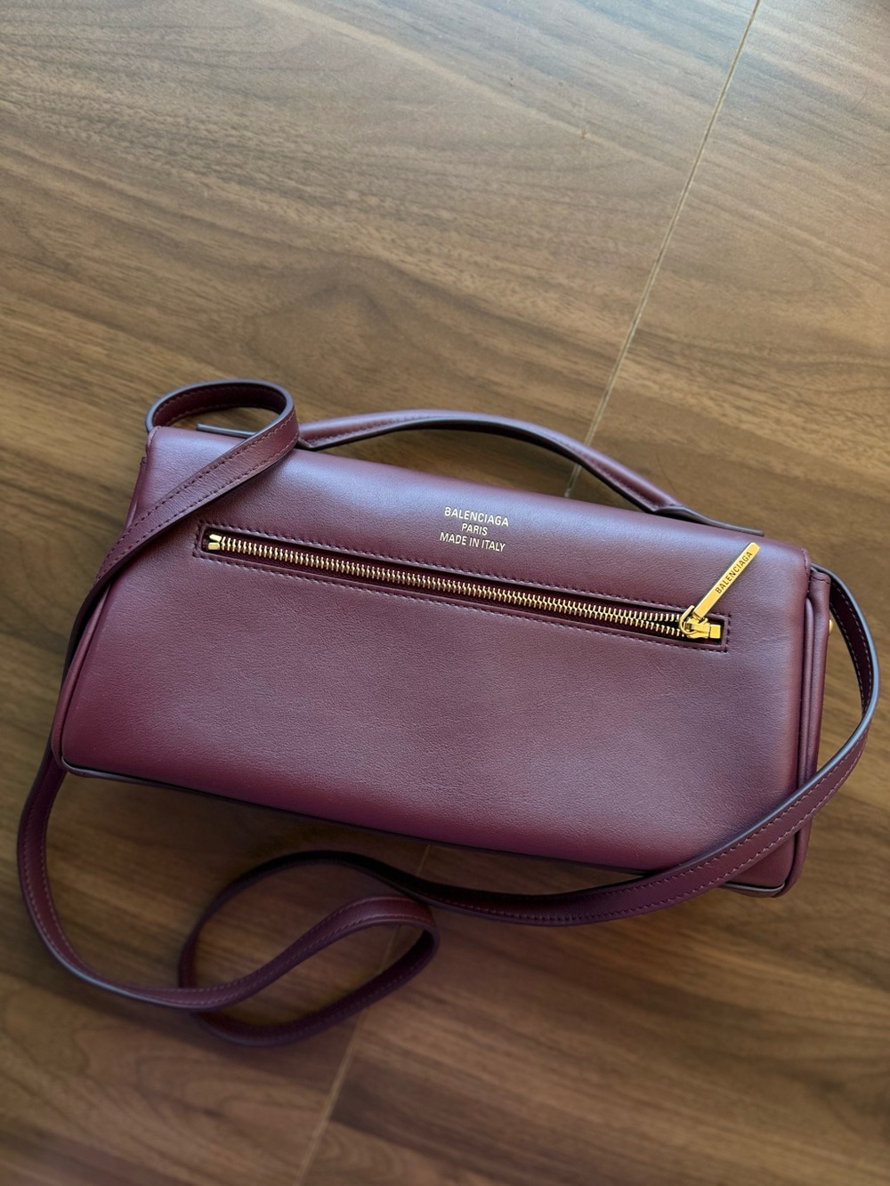 Balenciaga Smooth Calfskin Small Bel Air Clutch On Strap Burgundy - Picture 8 of 9